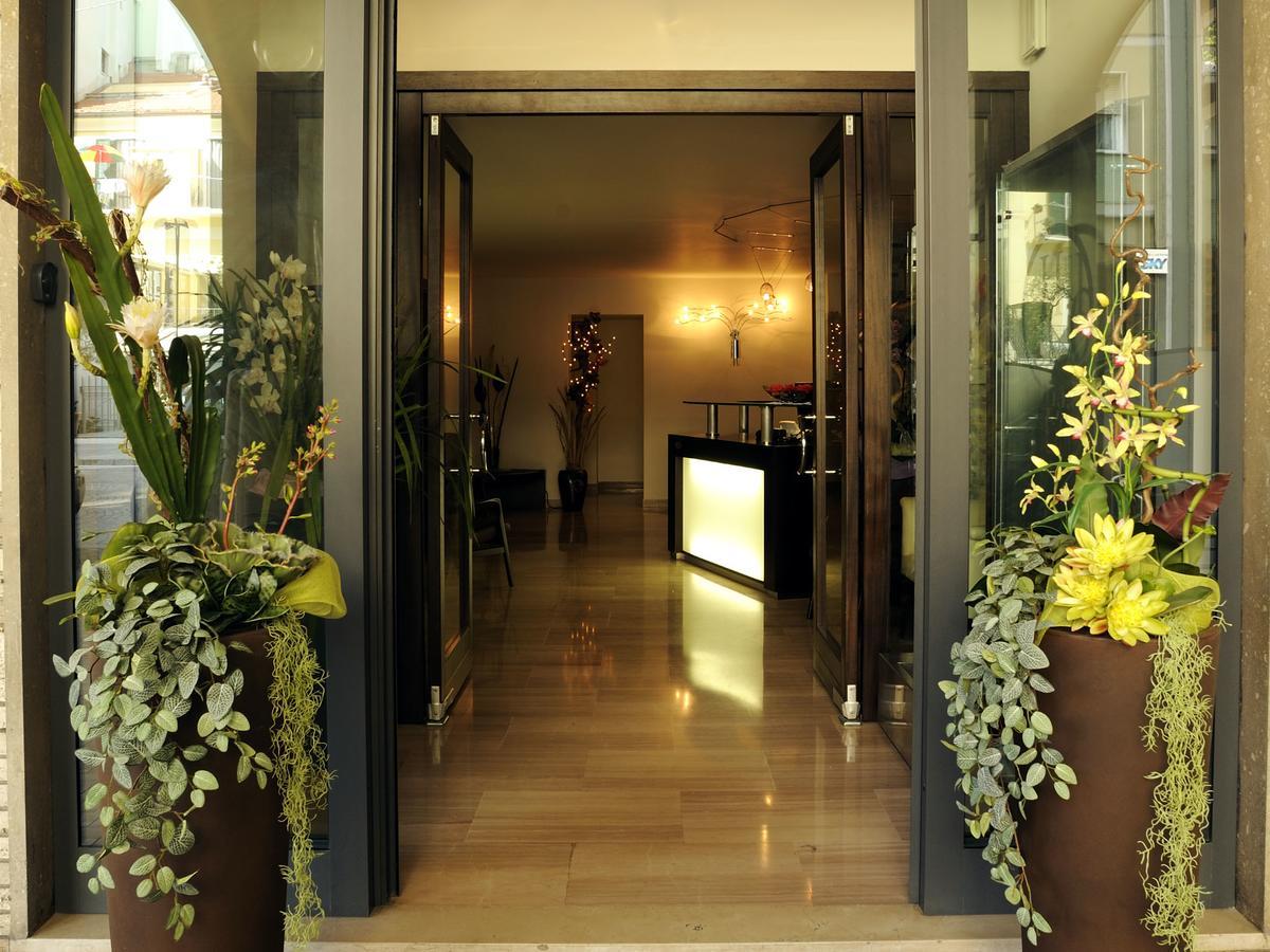 Hotel Concordia Loano Exterior foto